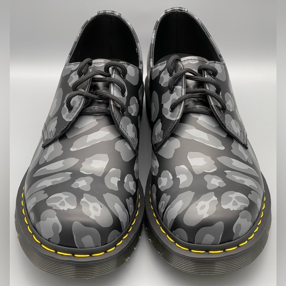 Dr. Martens Doc Skull Leopard Print Oxfords Black Men Size 8 & 11 27686 New - Picture 4 of 10